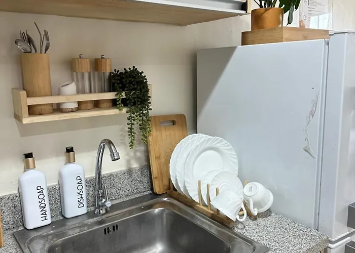 Cebu Nordic At Bamboo Bay Cebu -studio Unit Near Sm , It Park And Ayala Mall 4*